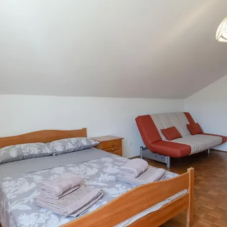 Apartment Stefan Orebic